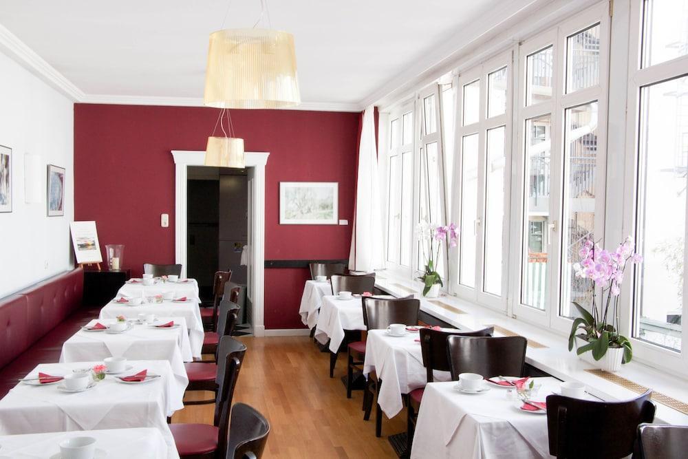 In Hotel München